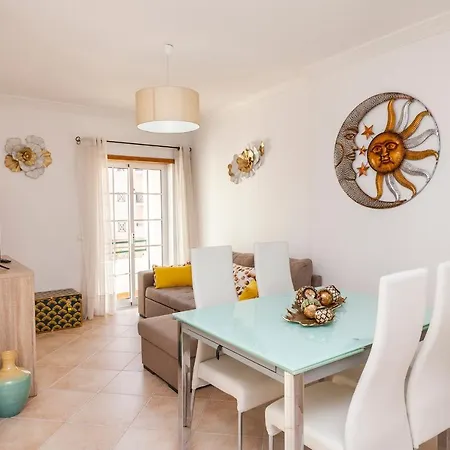 A54 - Perola In Armação de Pêra