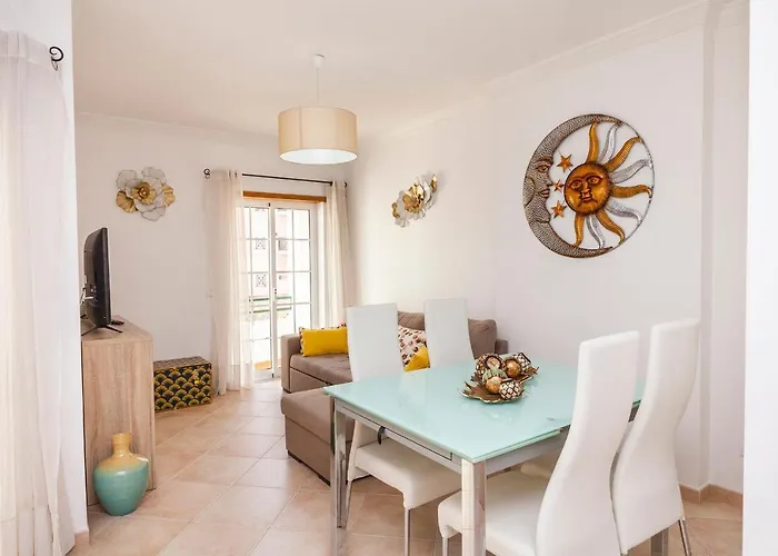 A54 - Perola In Armação de Pêra